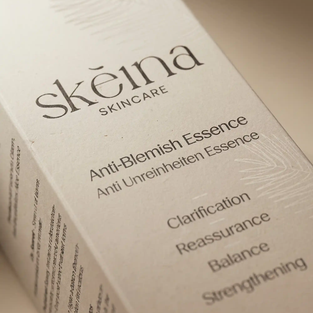 Regulieren Sie die Talgproduktion und beugen Sie Unreinheiten der Gesichtshaut vor mit er Skincare von Skeina - Anti-Blemish-Essence